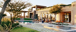 16 piscine la care vei visa cu ochii deschiși